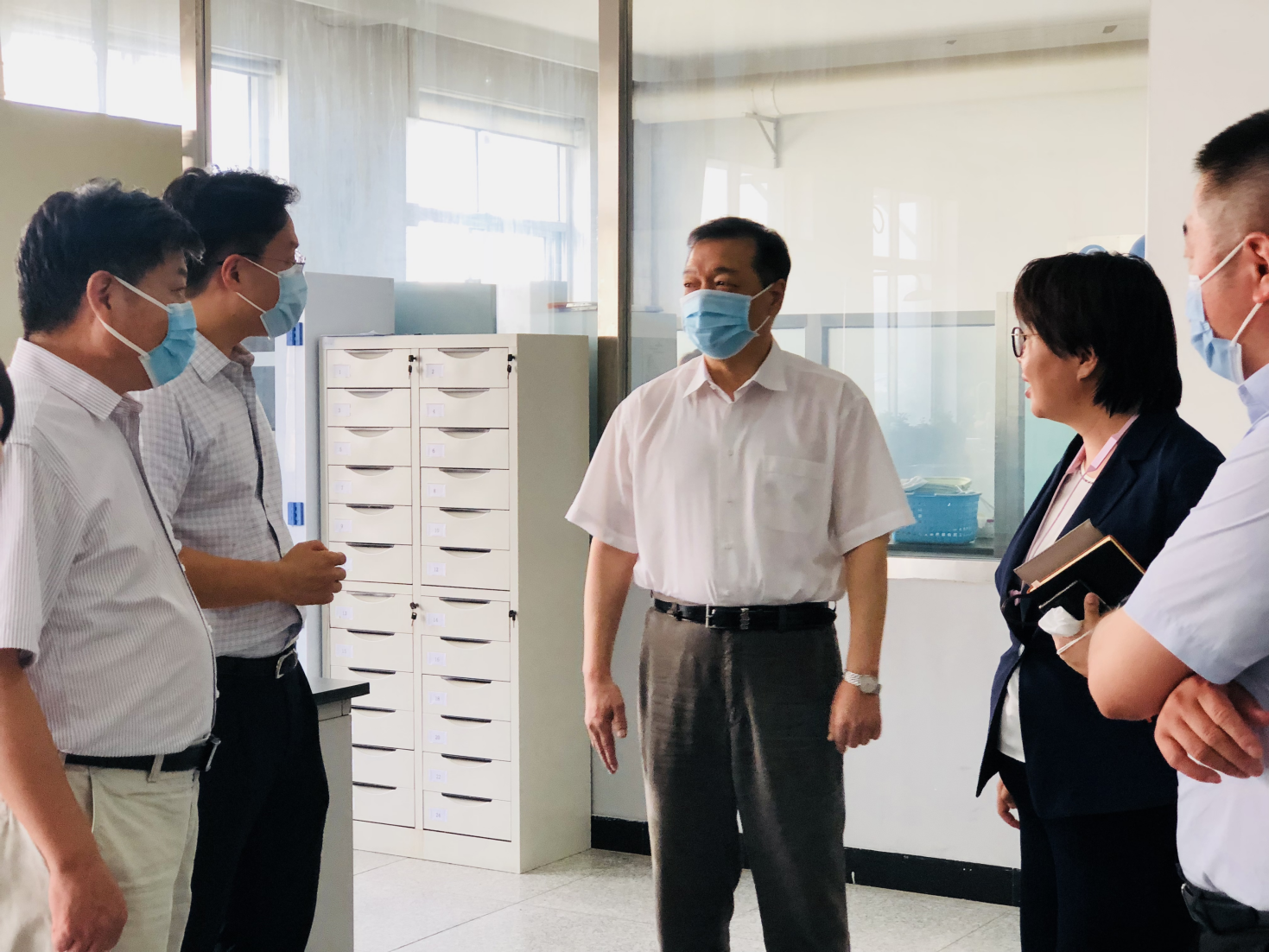 北京市第四中級人民法院及大興區、鎮領導一行到天罡助劑參觀調研