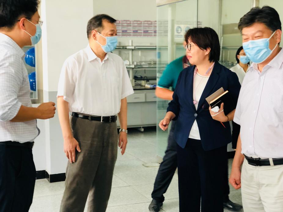 北京市第四中級人民法院及大興區、鎮領導一行到天罡助劑參觀調研